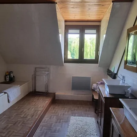 Firs Lake Holiday home *